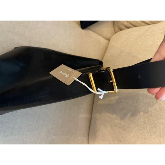 Madewell Essential Bucket Tote- Black - Picture 4 of 6